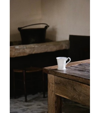 Kávový šálek Napoléon z porcelánu Alix D.Reynis