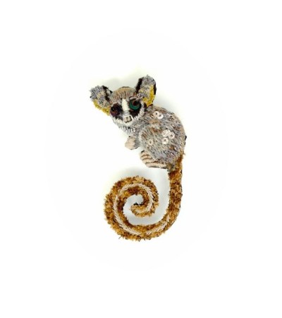 Ručně vyšívaná brož – KOMBA RONDSKÁ