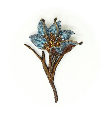 Ručně vyšívaná brož – KROKUS